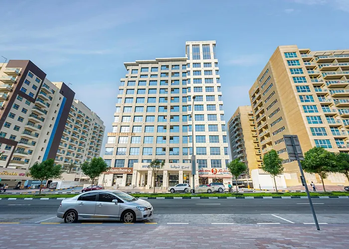 Cozy Studio Near Dubai Central Mall