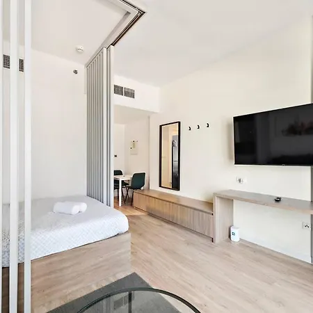 Cozy Studio By Burj Khalifa And Dubai Mall Exterior photo